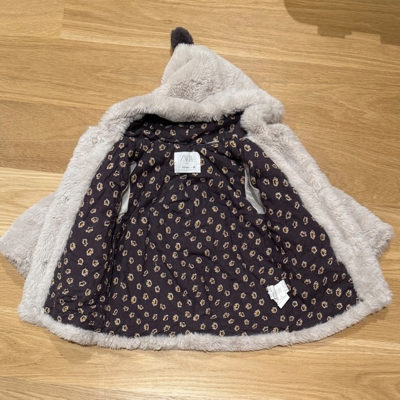 Zara Fur Coat, Size 2 Years / 2T / 2Y - Picture 4 of 4